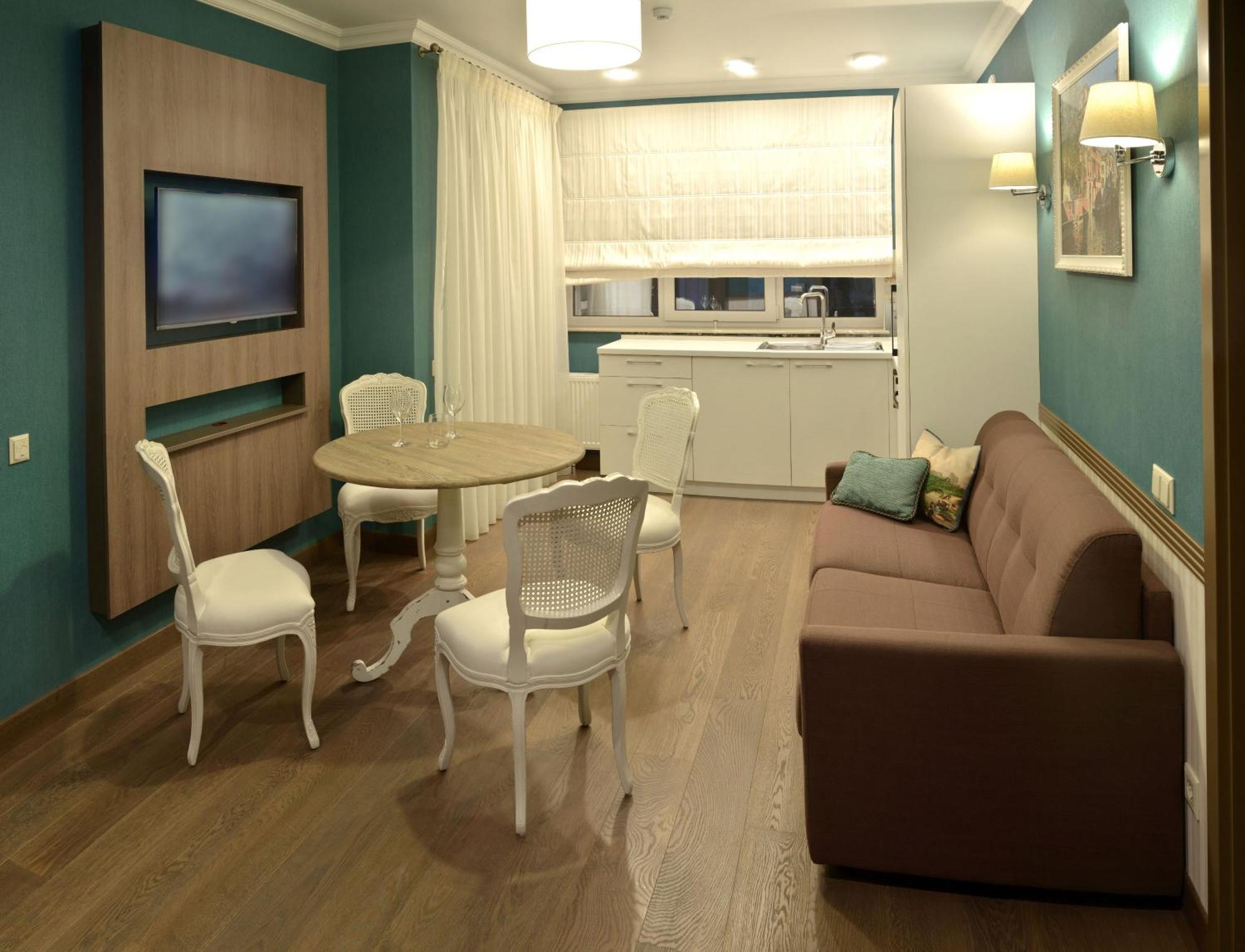 Zentrum Hotel Кишинев Екстериор снимка
