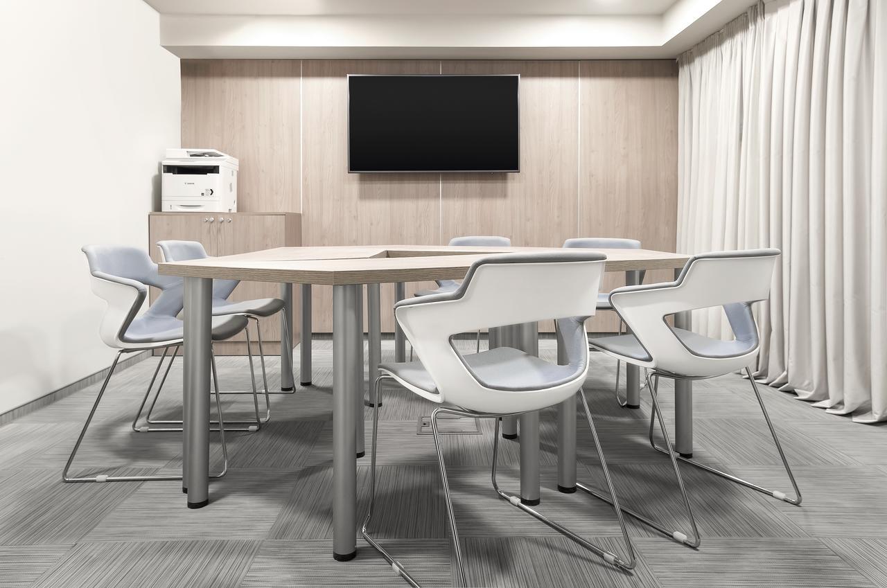 Zentrum Hotel Кишинев Екстериор снимка